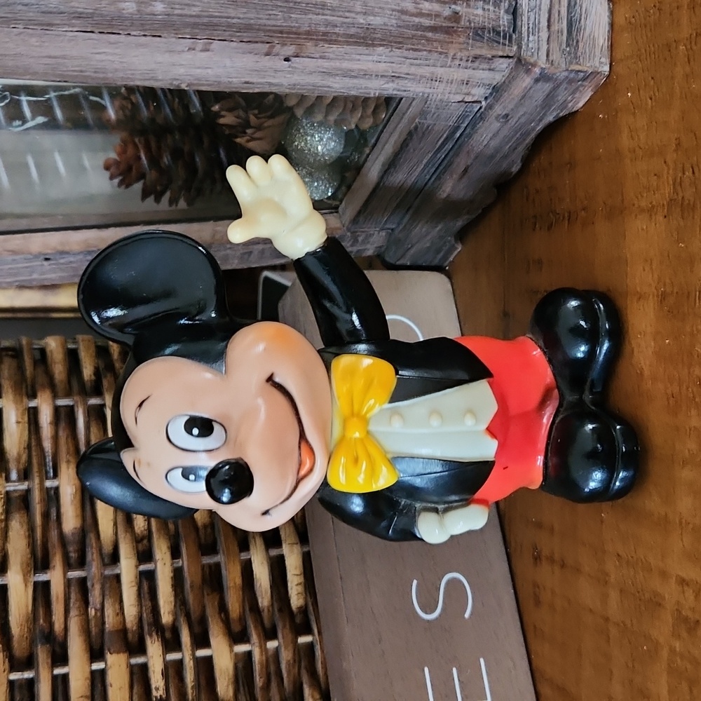 VINTAGE Walt Disney Productions Mickey Mouse bank